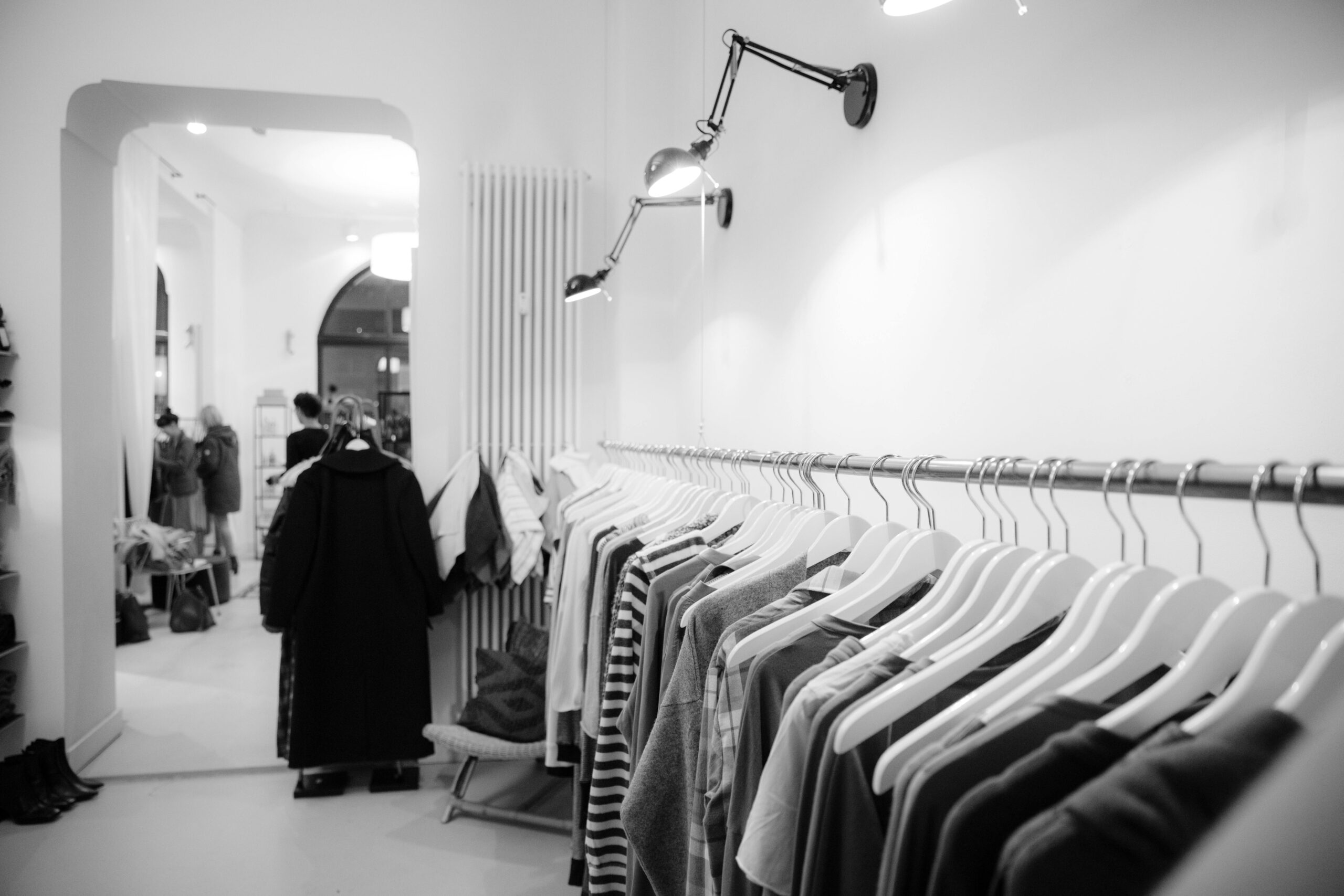 【安くてトレンド重視】SHOPLISTと他ファッション通販を徹底比較｜2025年人気ランキングTOP5